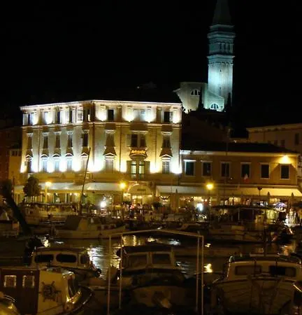 Carmela Rovinj