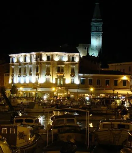 Carmela Rovinj