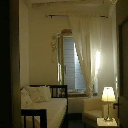 公寓 Carmela 罗维尼